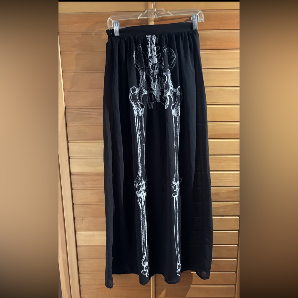 Black Skeleton Print Maxi Skirt